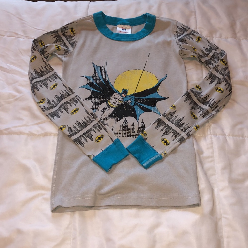 Hanna Andersson Boys Batman pajamas - Picture 2 of 4